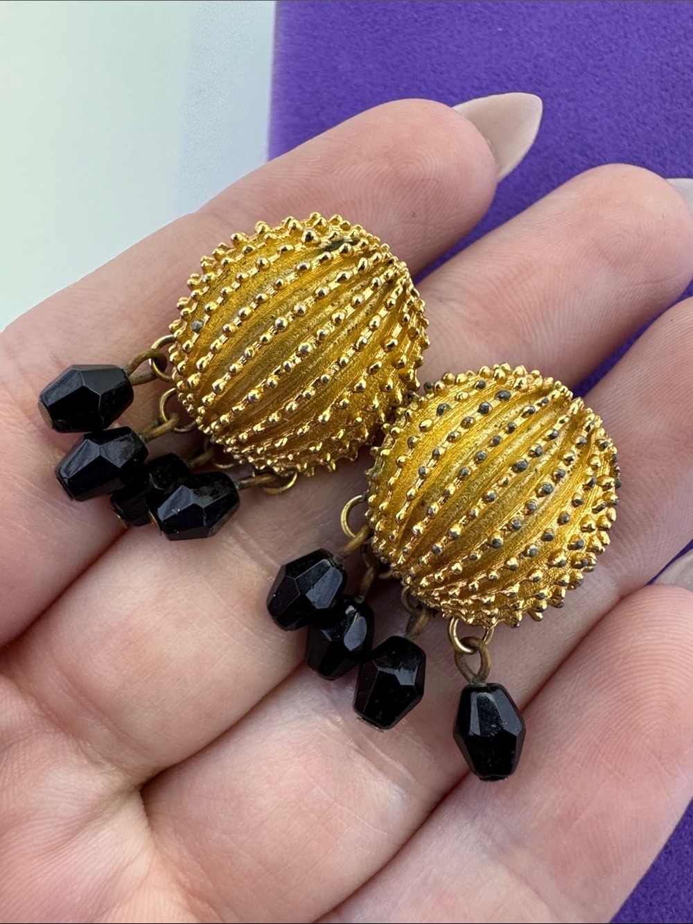 💛 Vintage Crown Trifari Gold Textured Sphere Clip On Earrings w/Black Bead Drops